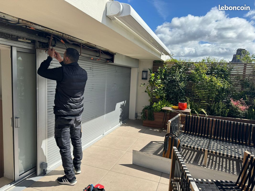 Changement de crémone de fenêtre à Lyon par DFPRO Lyon